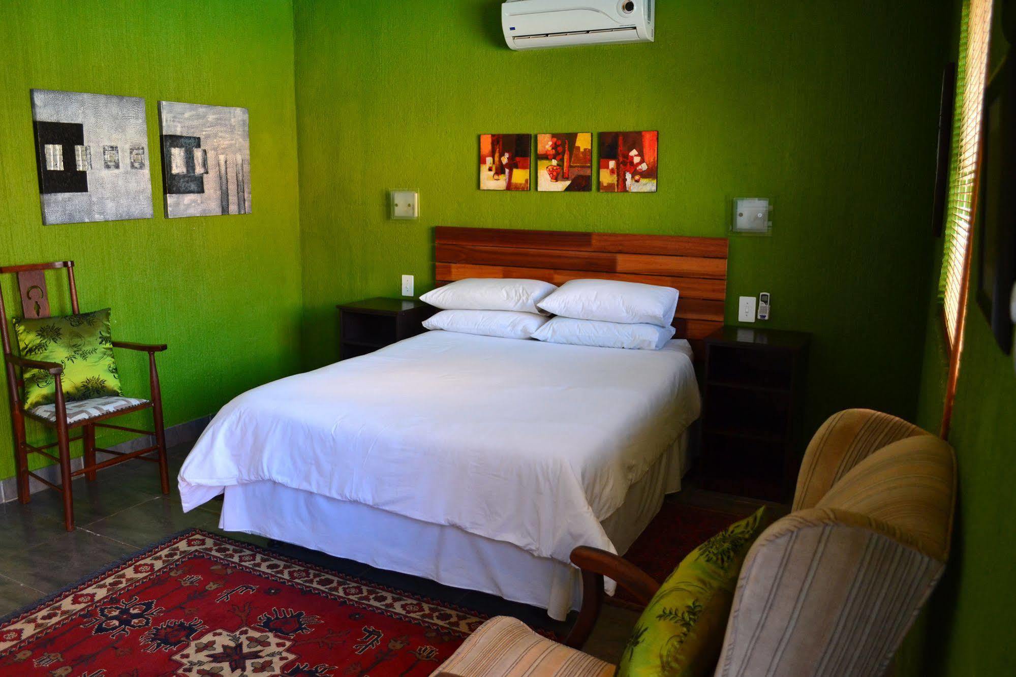 Boga Legaba Guest House & Conference Centre Мафикенг Экстерьер фото
